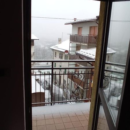 Casa Lily Apartment Lombro ภายนอก รูปภาพ